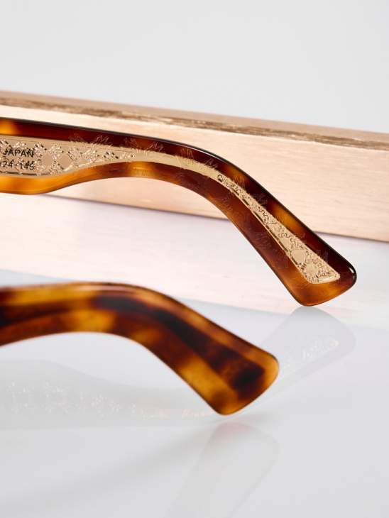 Picture of Amiri Sunglasses _SKUfw79279775fw